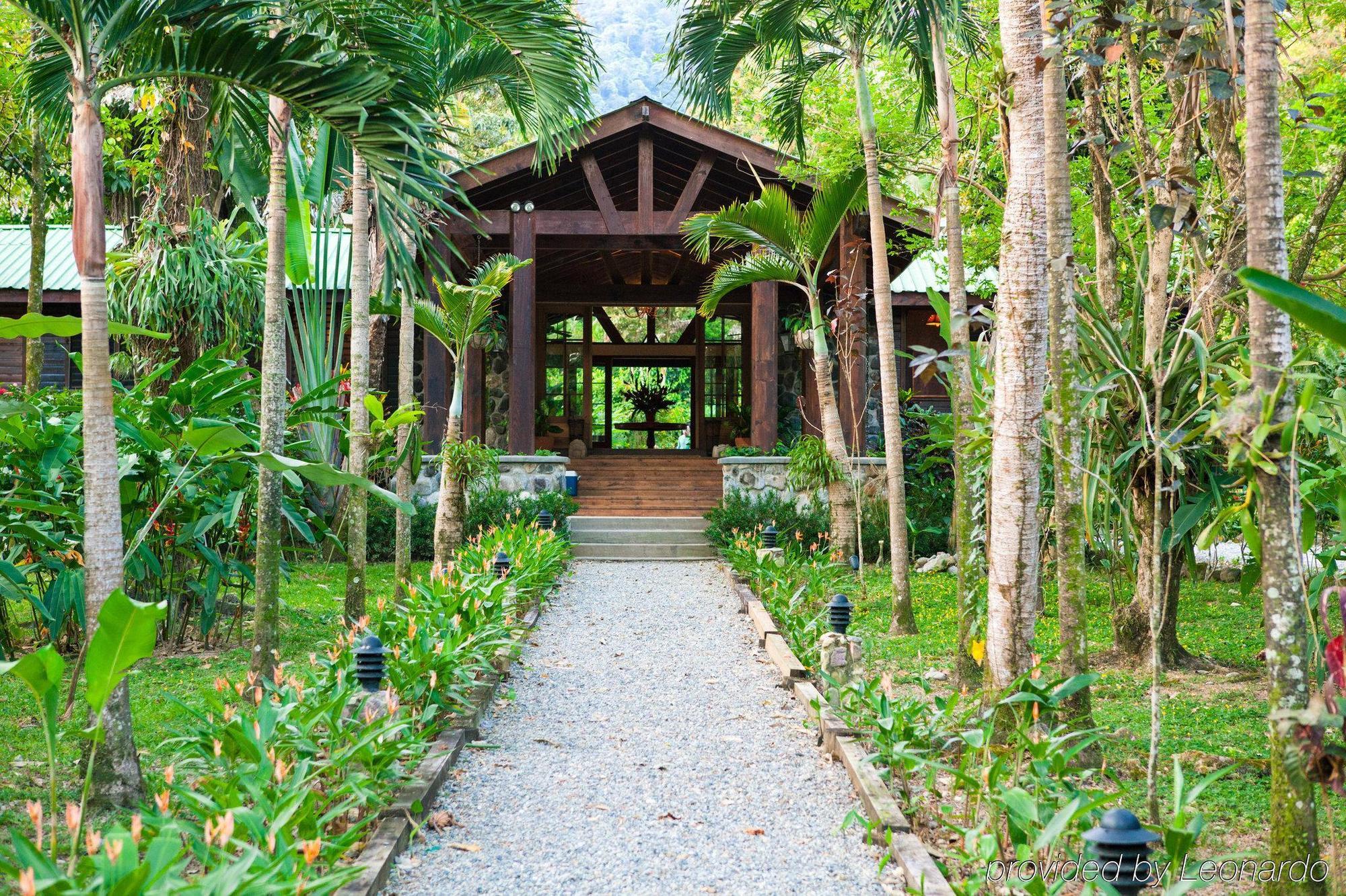 The Lodge & Spa At Pico Bonito El Pino Exterior photo