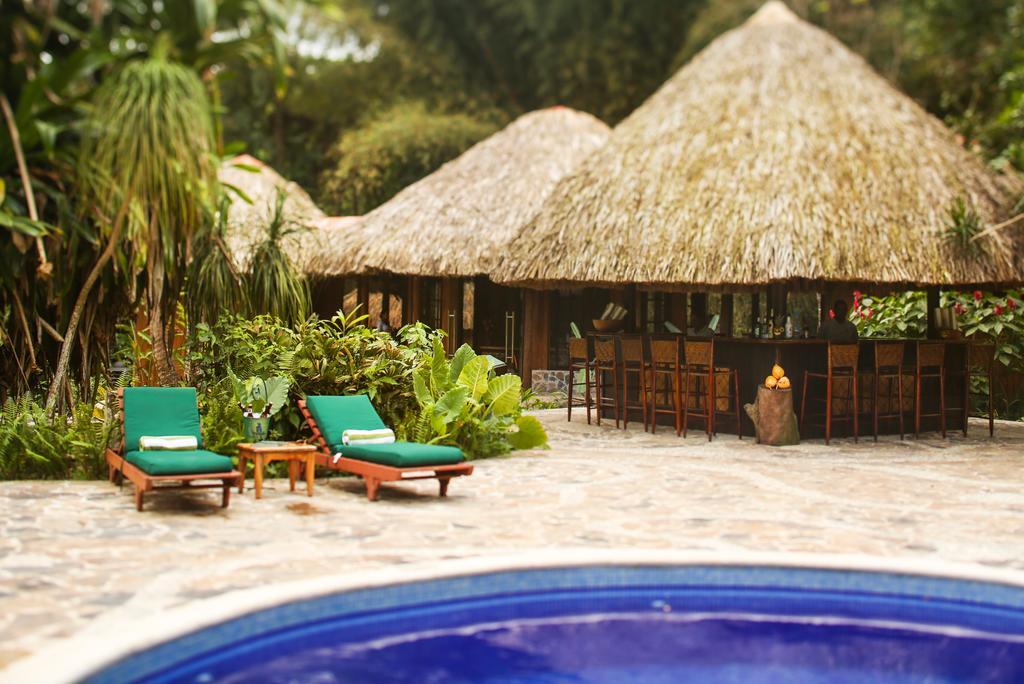 The Lodge & Spa At Pico Bonito El Pino Exterior photo