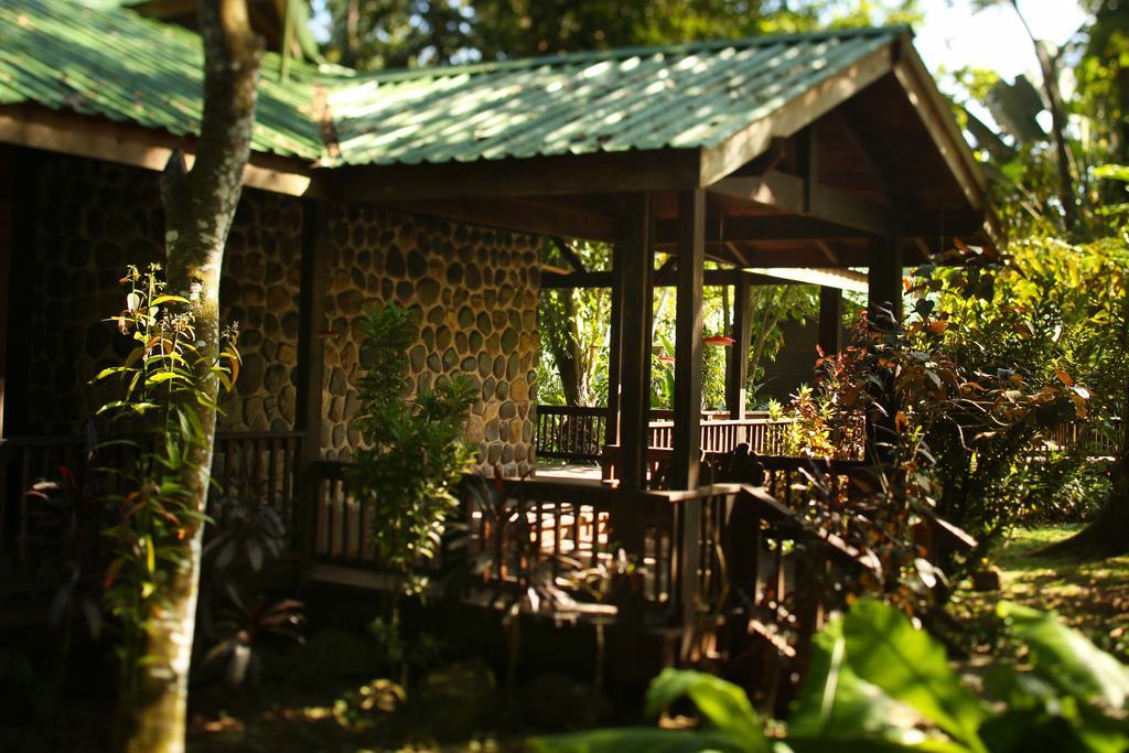 The Lodge & Spa At Pico Bonito El Pino Exterior photo