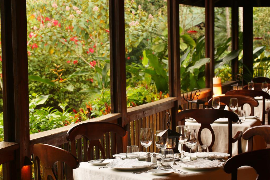 The Lodge & Spa At Pico Bonito El Pino Exterior photo