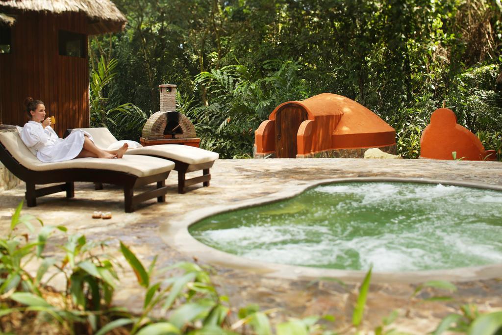 The Lodge & Spa At Pico Bonito El Pino Exterior photo